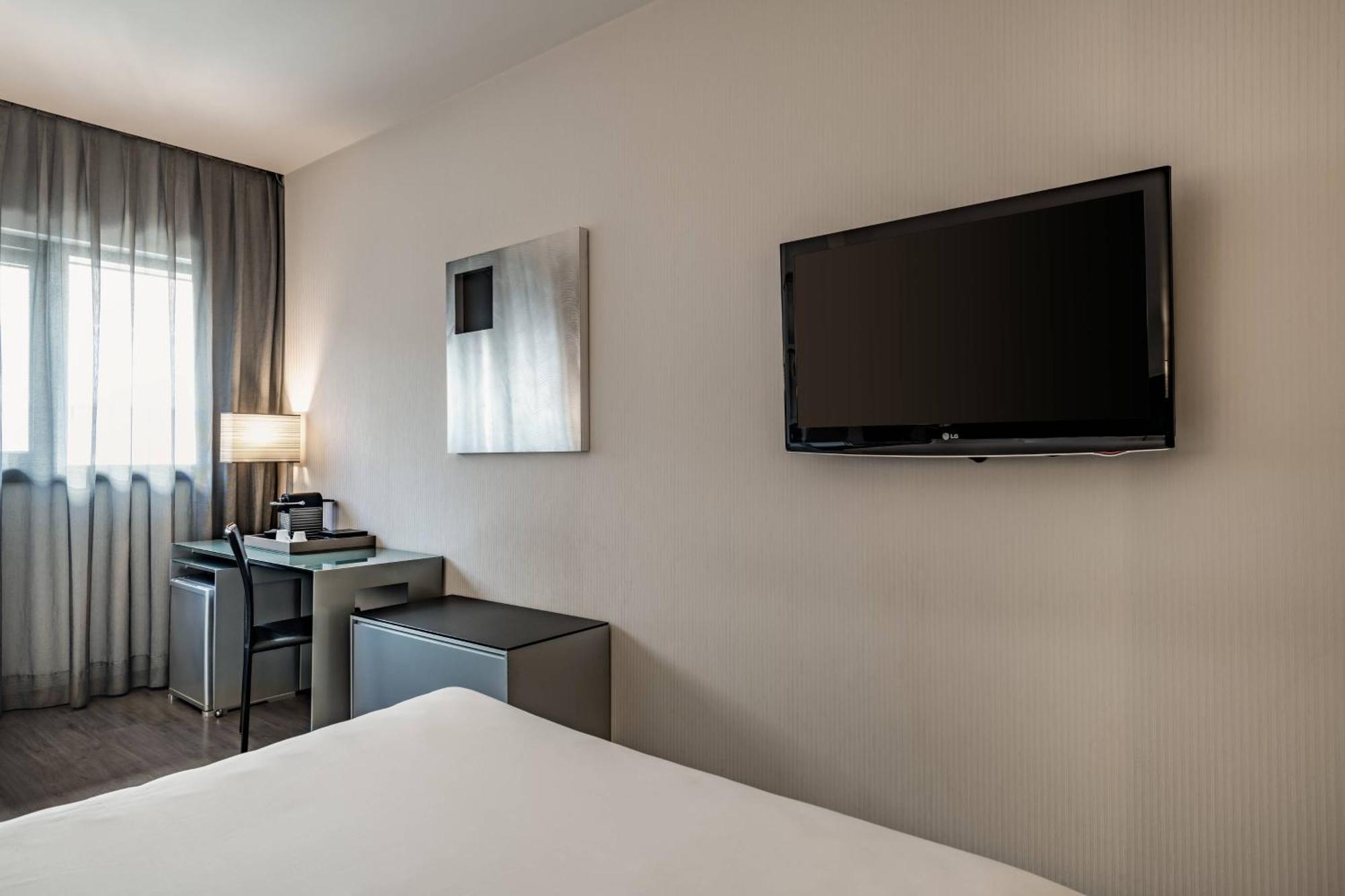 Hotel Ac Atocha By Marriott 4*