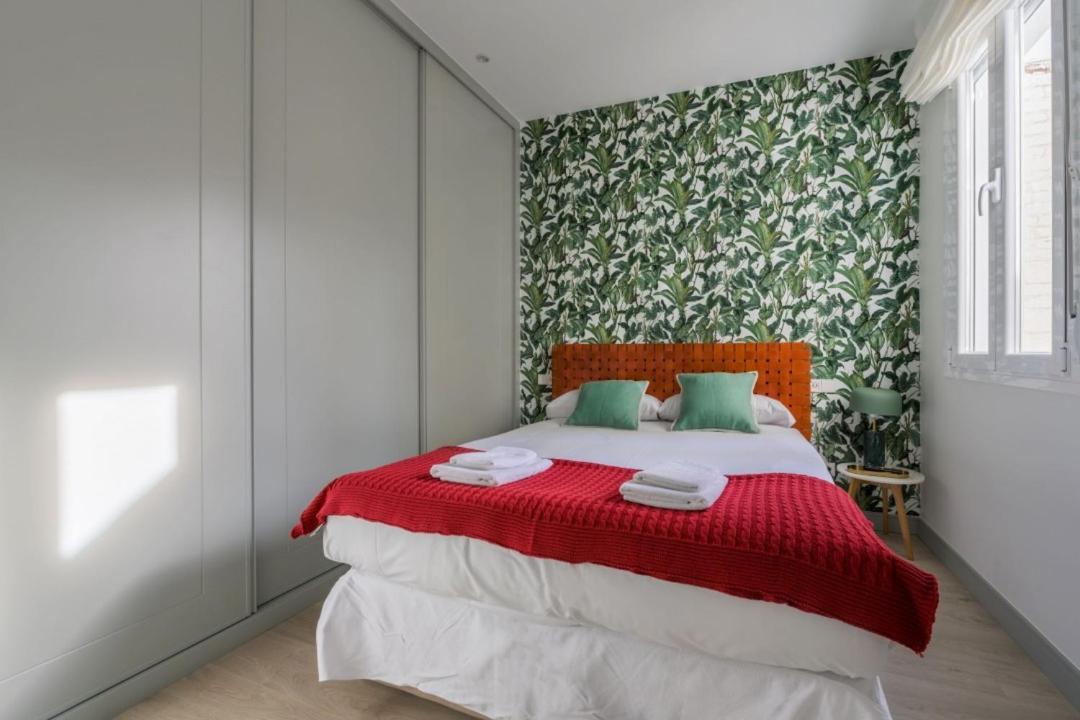 3 Bedrooms 2 Bathrooms Furnished - Salamanca - Elegant - Mintystay Lejlighed