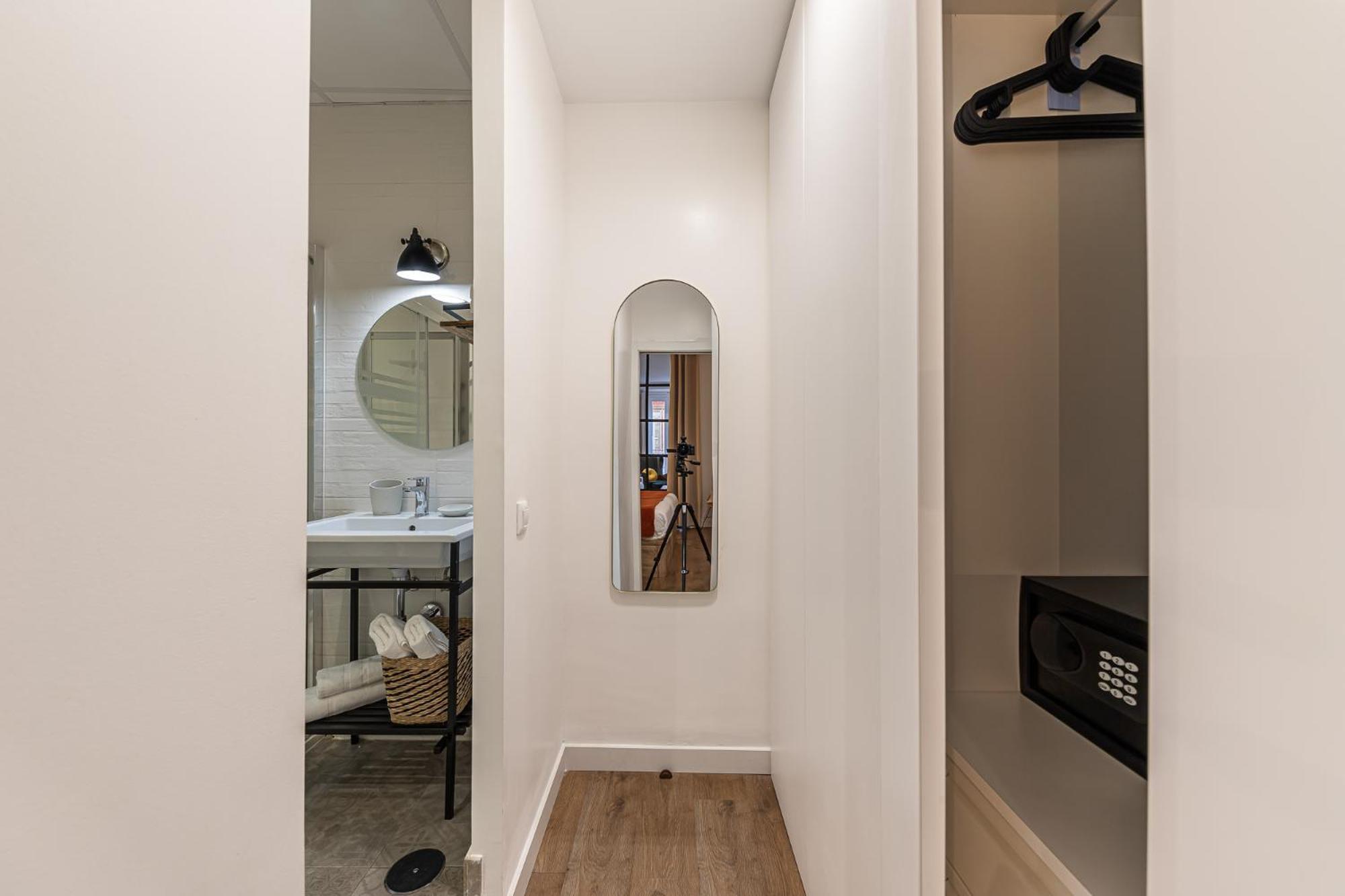 Waou Puerta Del Sol V - Alquiler Corta Duracion Apartment *