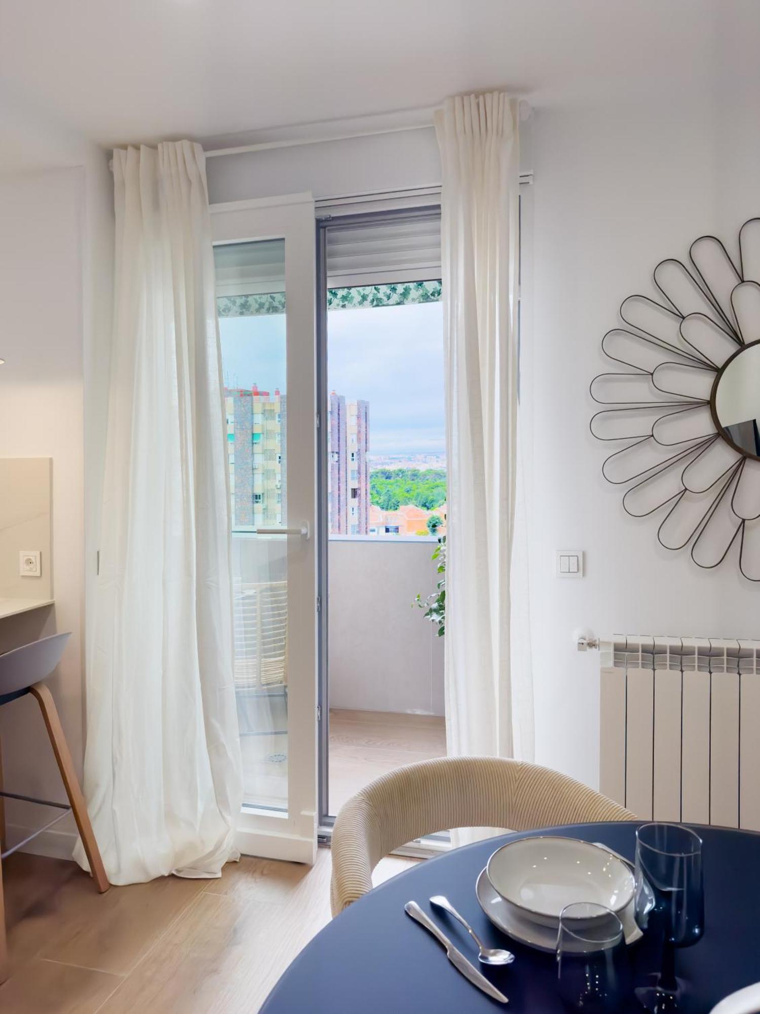 Lagunaria - Con Despacho En Retiro, Apartment Madrid