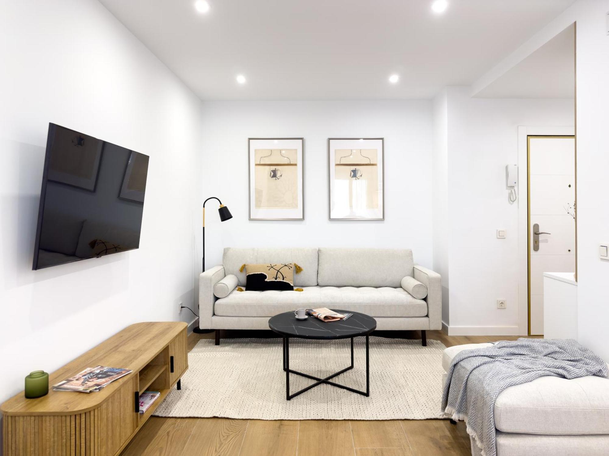 Lagunaria - Con Despacho En Retiro, Apartment