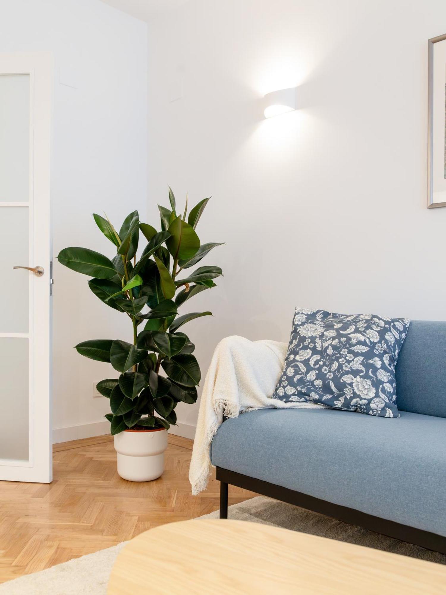 Apartment Claraval - Con Despacho En Chamberi, Madrid