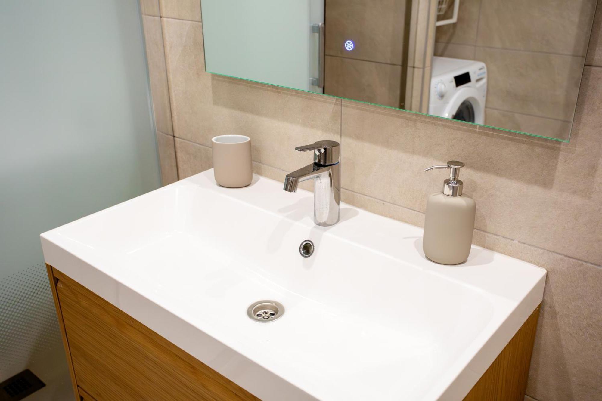 Apartment Claraval - Con Despacho En Chamberi, Madrid