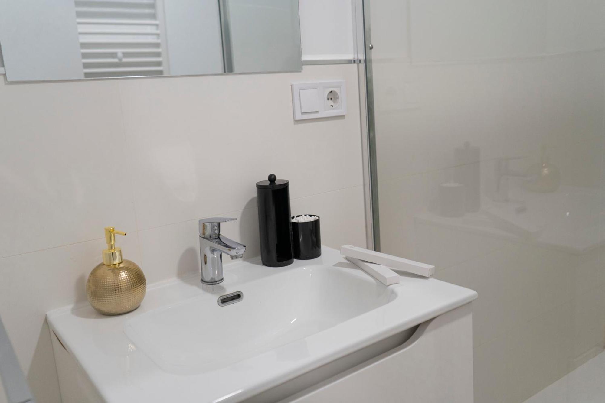 Apartamento Oshun Plaza Castilla Madri