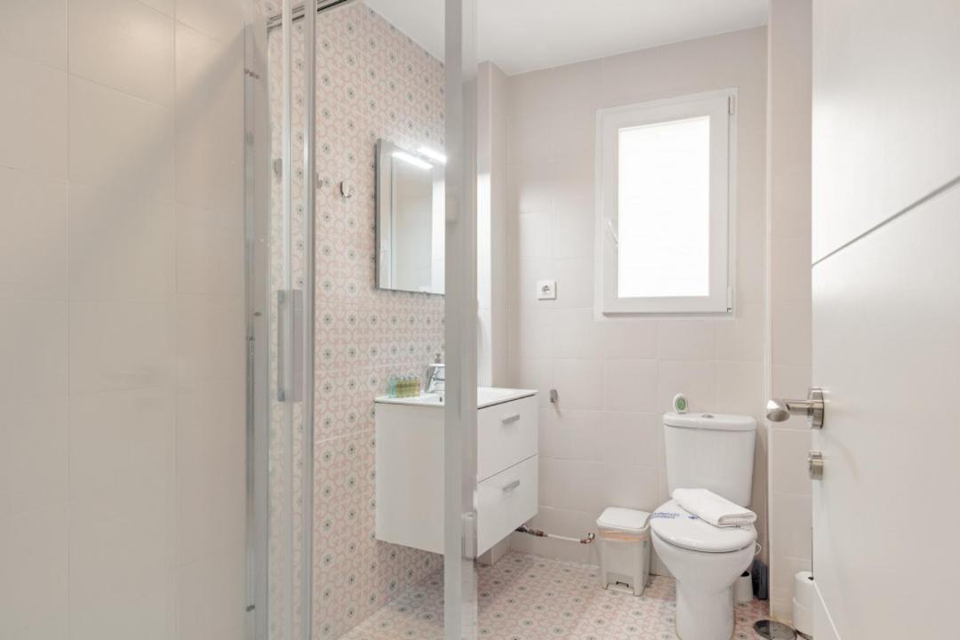 2 Bedrooms 1 Bathroom Furnished - Letras - Bright - Mintystay Madrid