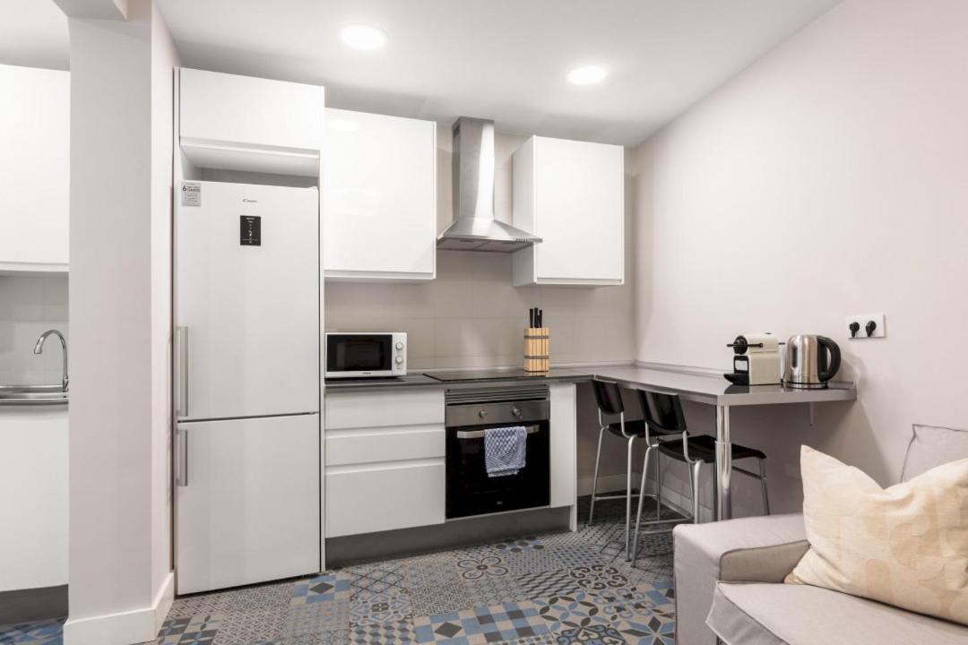 2 Bedrooms 1 Bathroom Furnished - Letras - Bright - Mintystay * Madrid