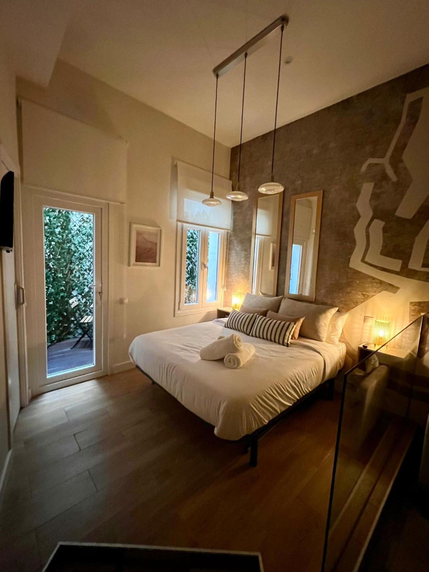 Velvet Malasana Apartment *