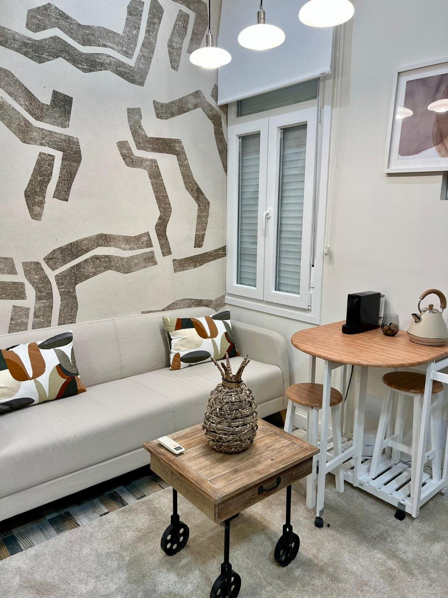 Apartment Velvet Malasana