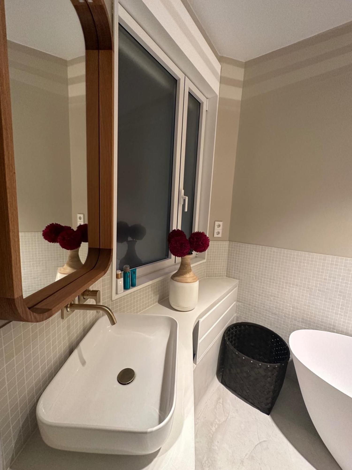 Apartment Urban Getaway - 2br