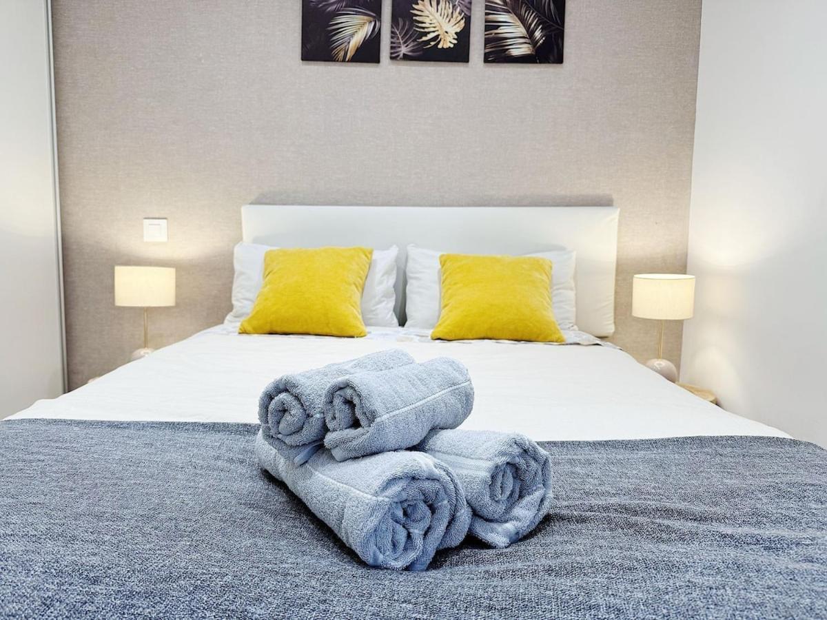Confort Plaza De Espana Apartment *