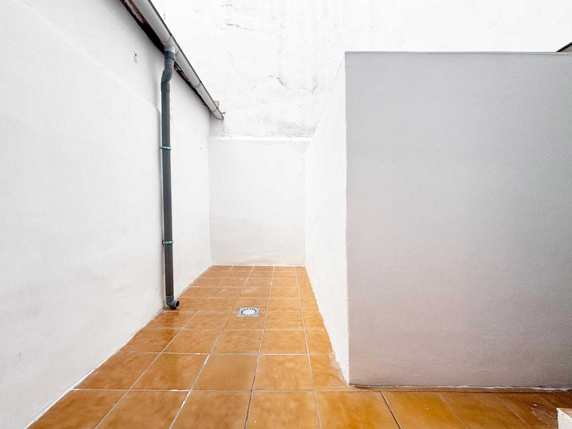 Comodas En Piso Amplio Guest house Madrid