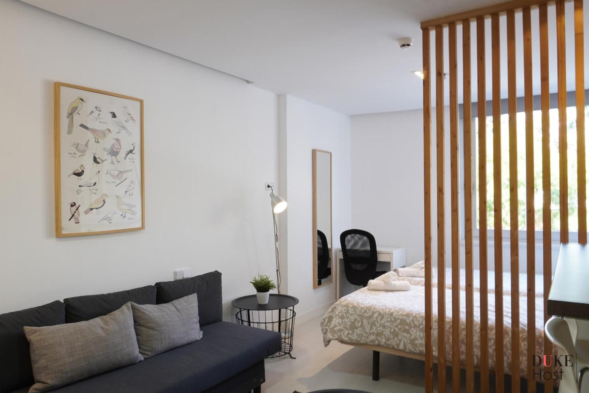 Almagro Apartment