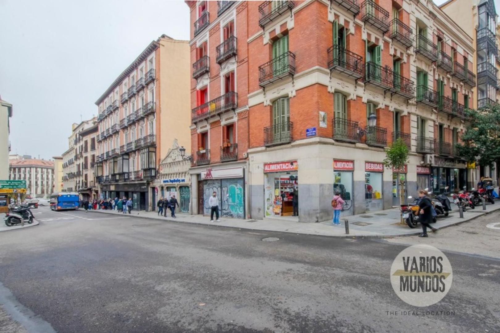 Aventura 3 En Sol, Ven A Concepcion Jeronima Lejlighed Madrid