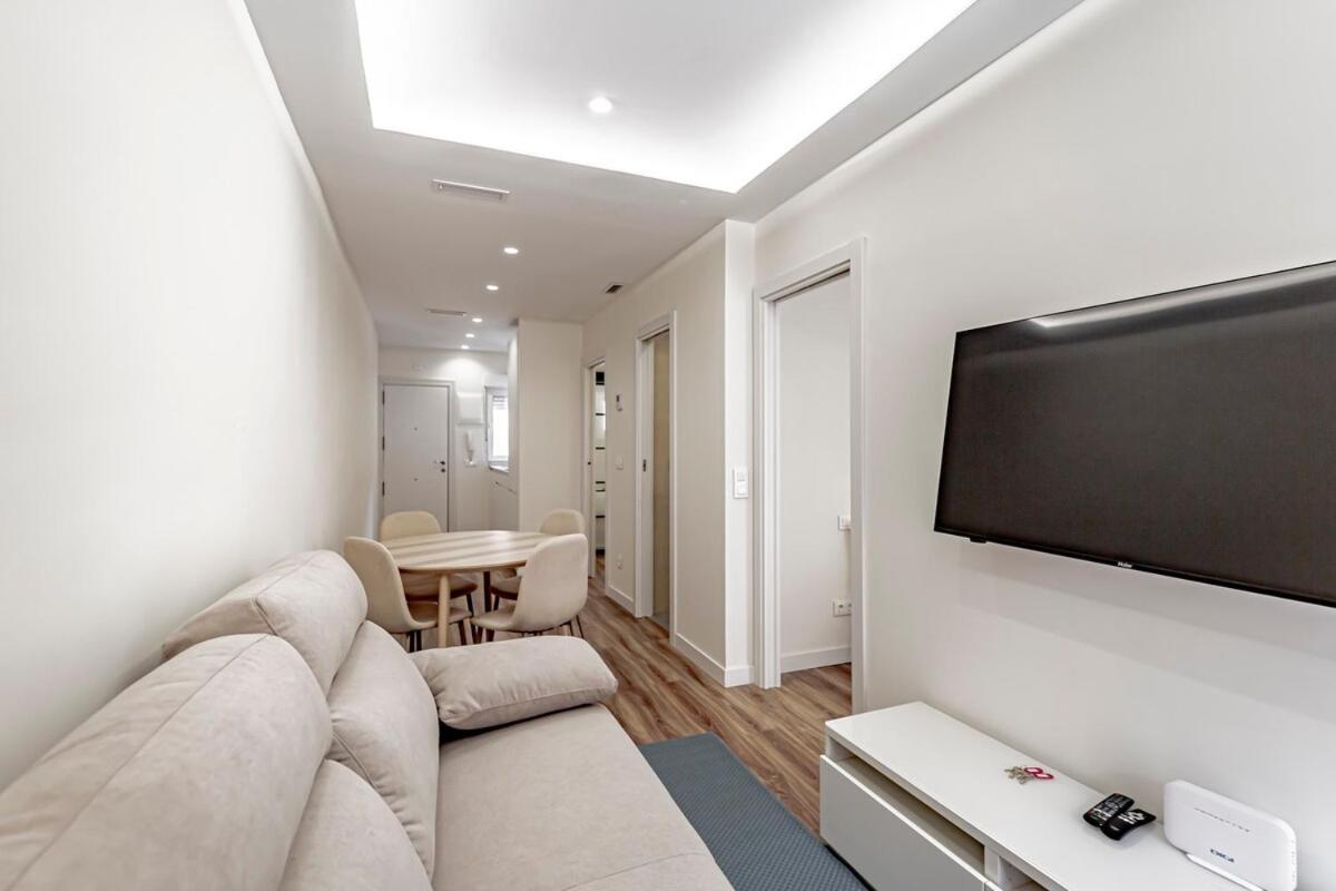 Campo Real Amazing New 6pax Apartamento Madri