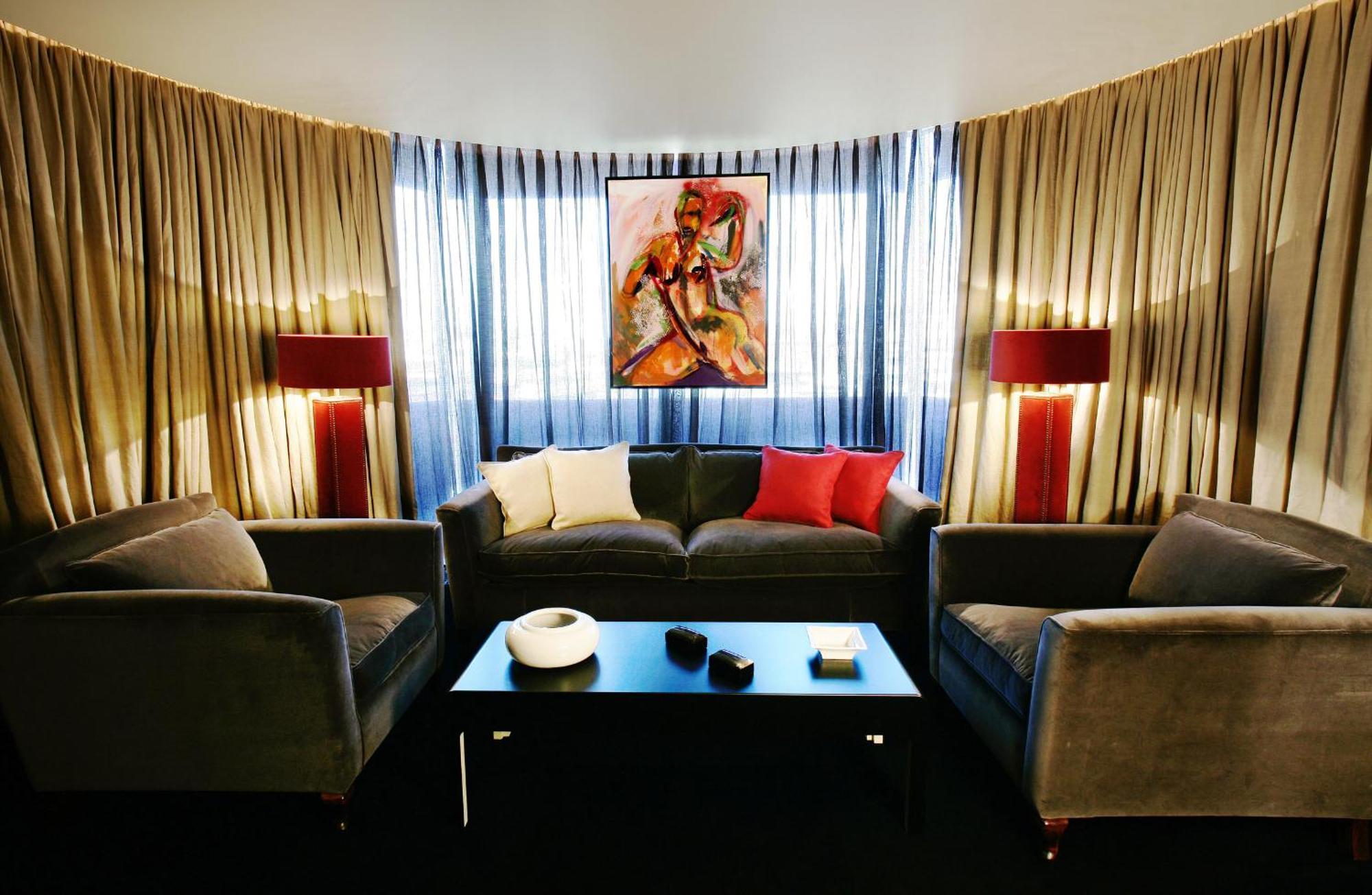 Puerta America 5* Madri