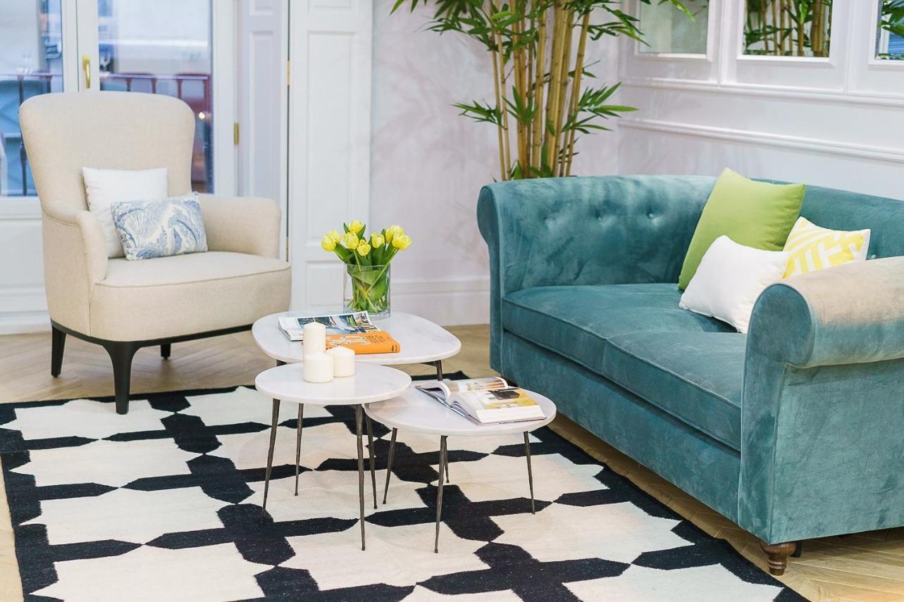 Exclusive Just Steps From Gran Via Apartment Madrid