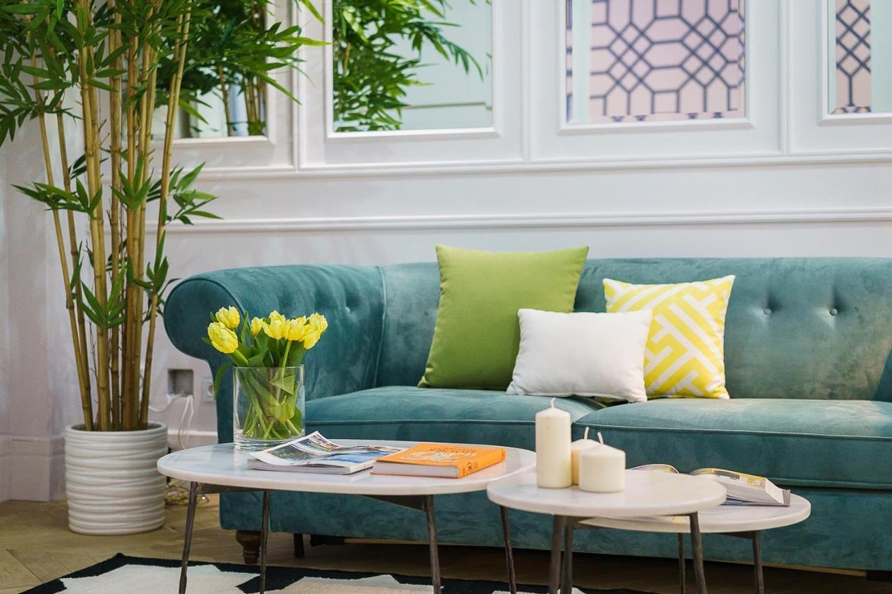 Exclusive Just Steps From Gran Via Apartment