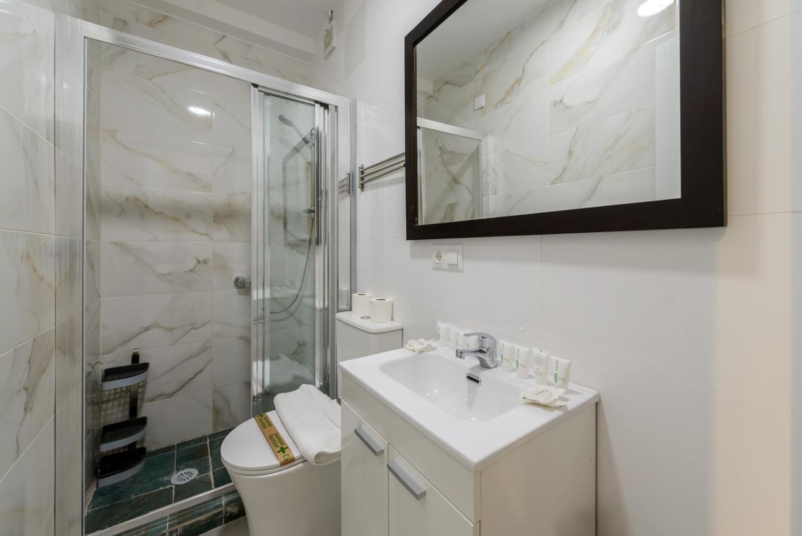 Guestready - Embajadores Apartment