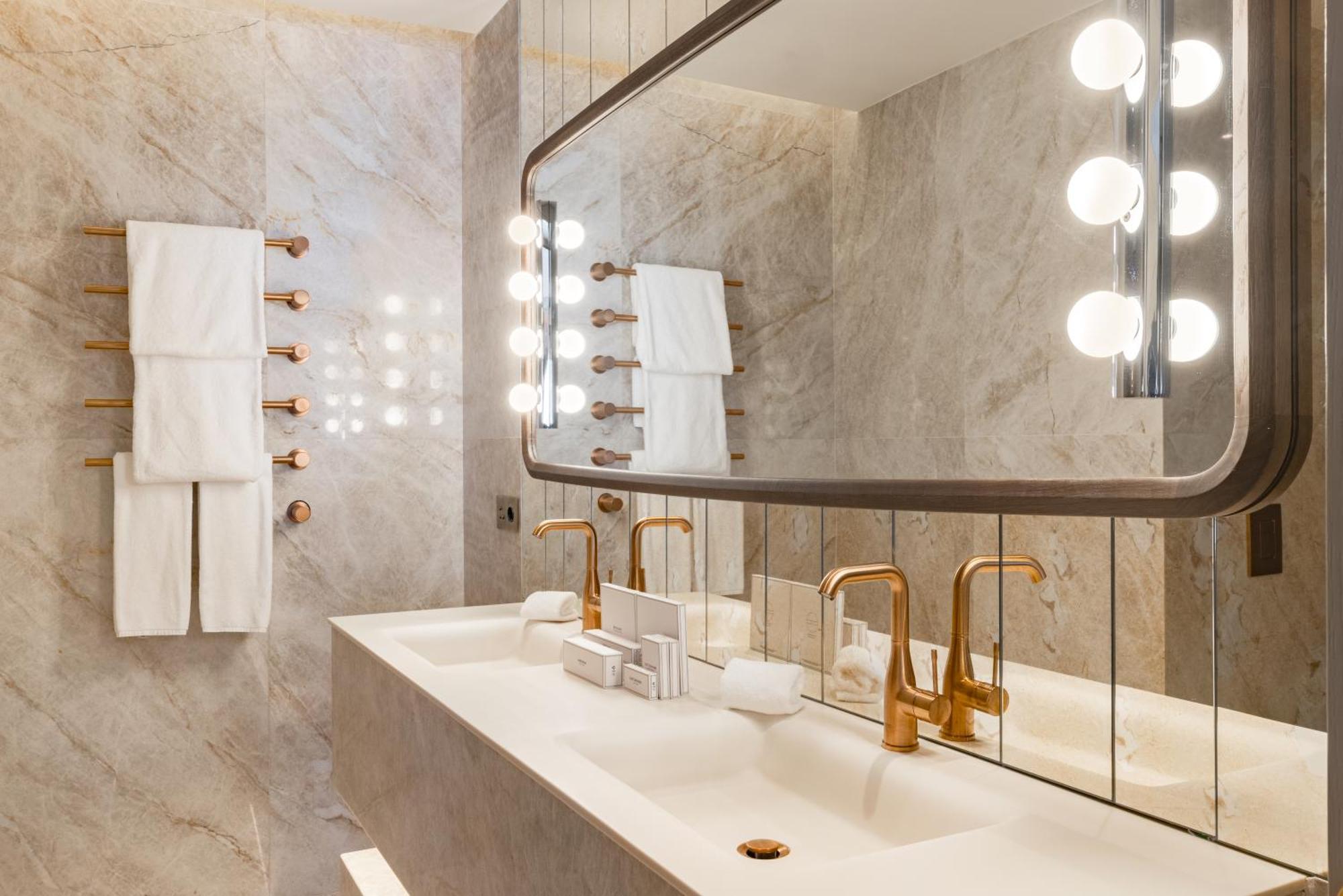 Casa Faraona Luxury Residences Aparthotel *