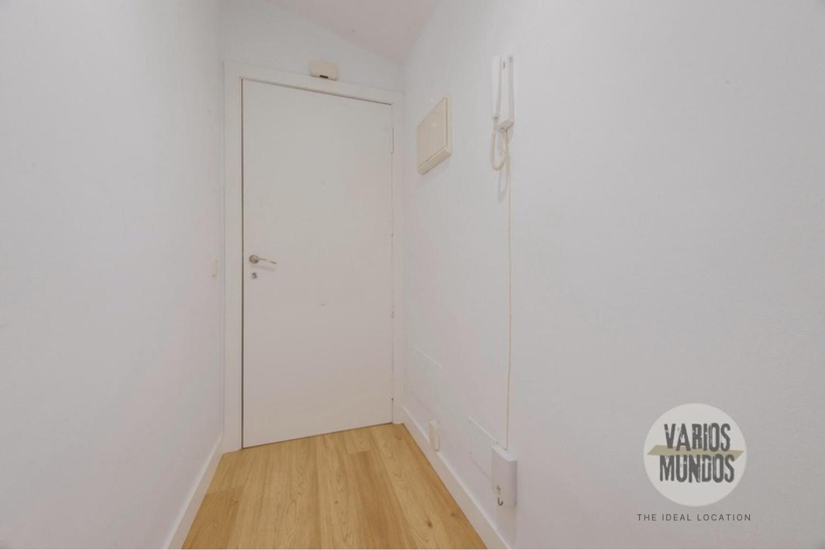 Apartamento Oasis 3 En Sol, Descubre Concepcion Jeronima Madrid