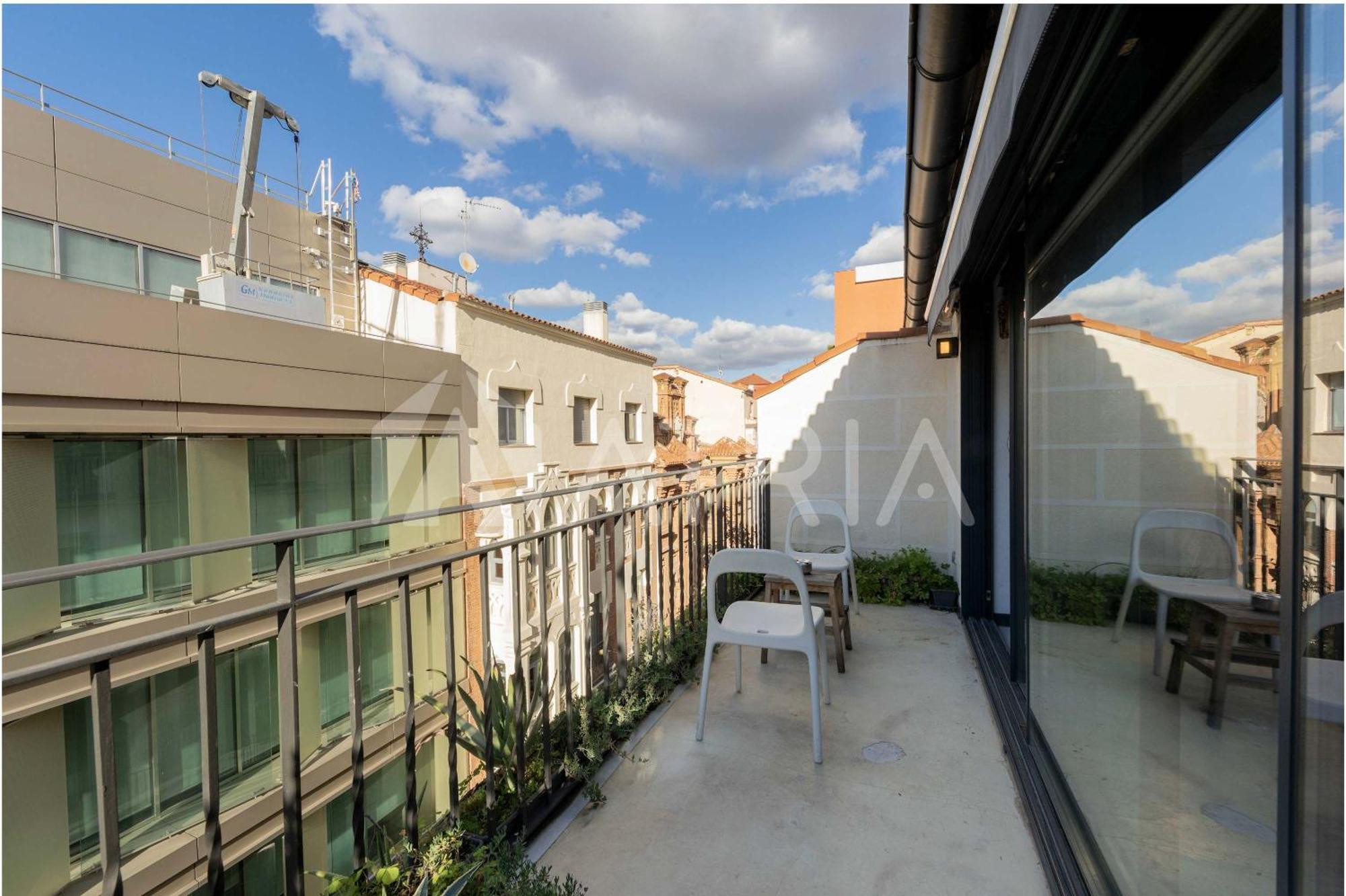Gorgeous 2 Bedroom In Madrid's Heart