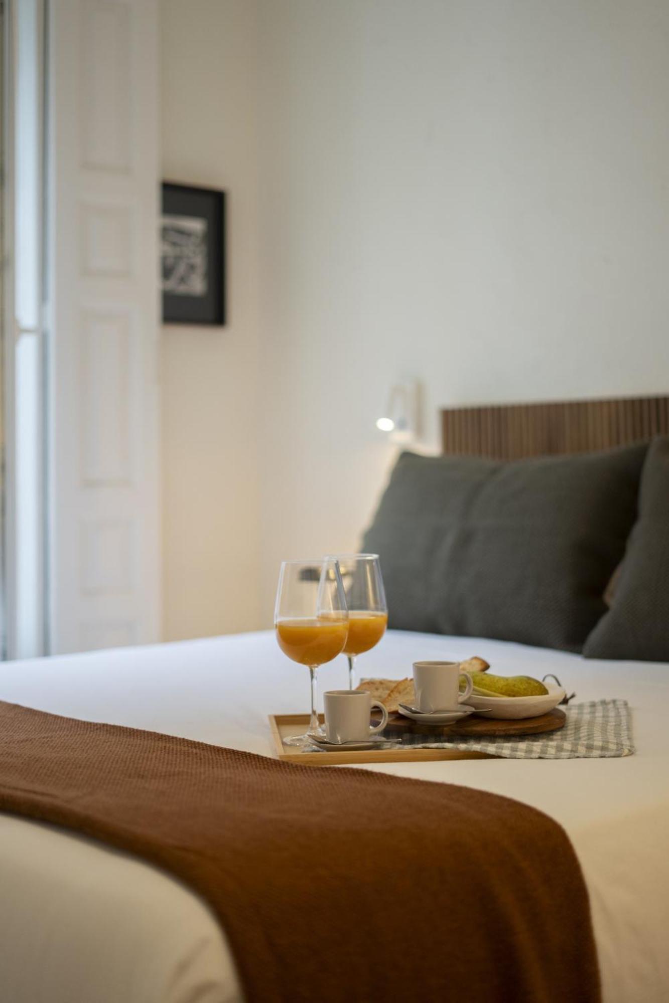 Reina Sofia Iii Apartment *