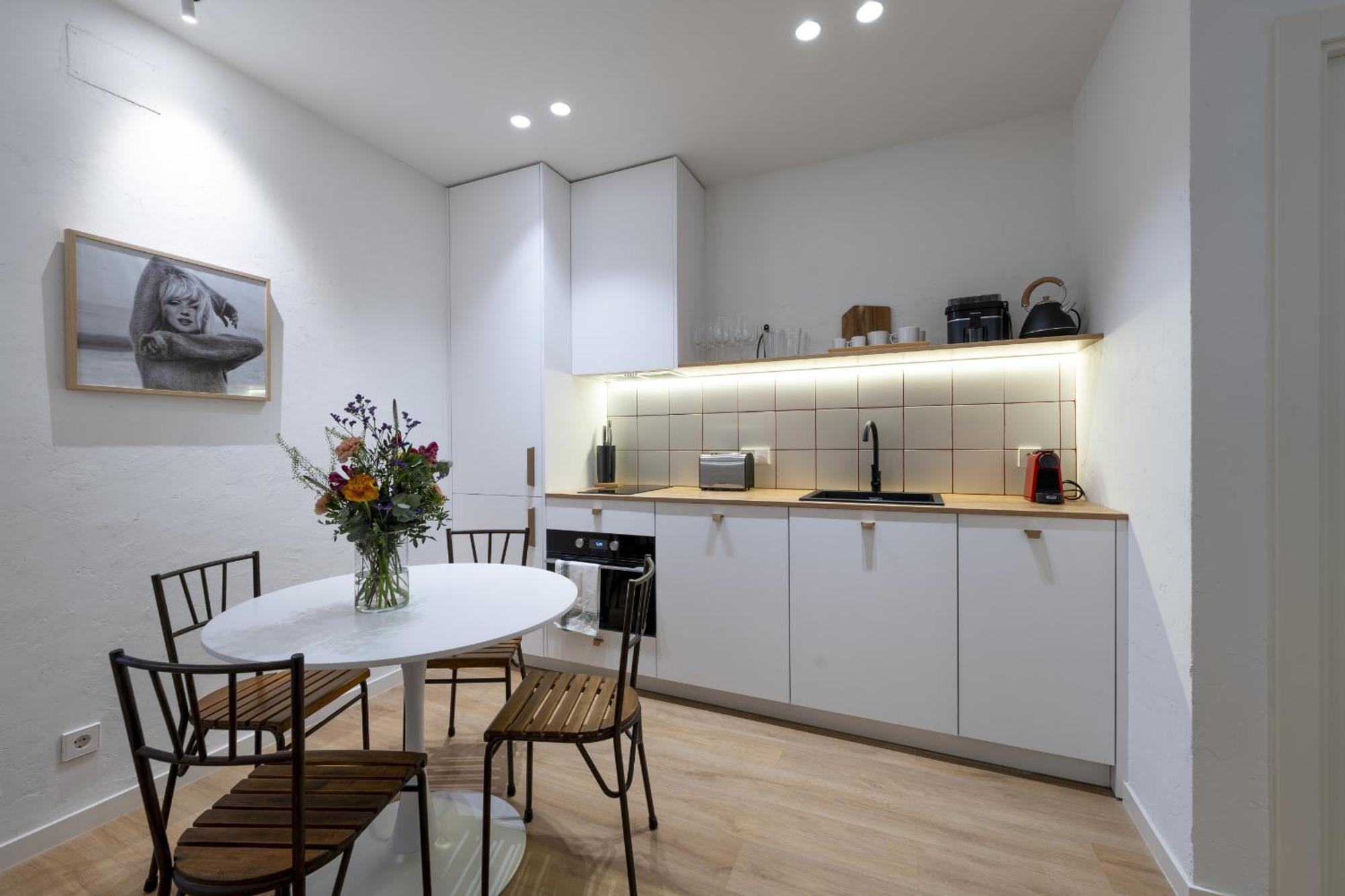 Apartment Reina Sofia Iii *