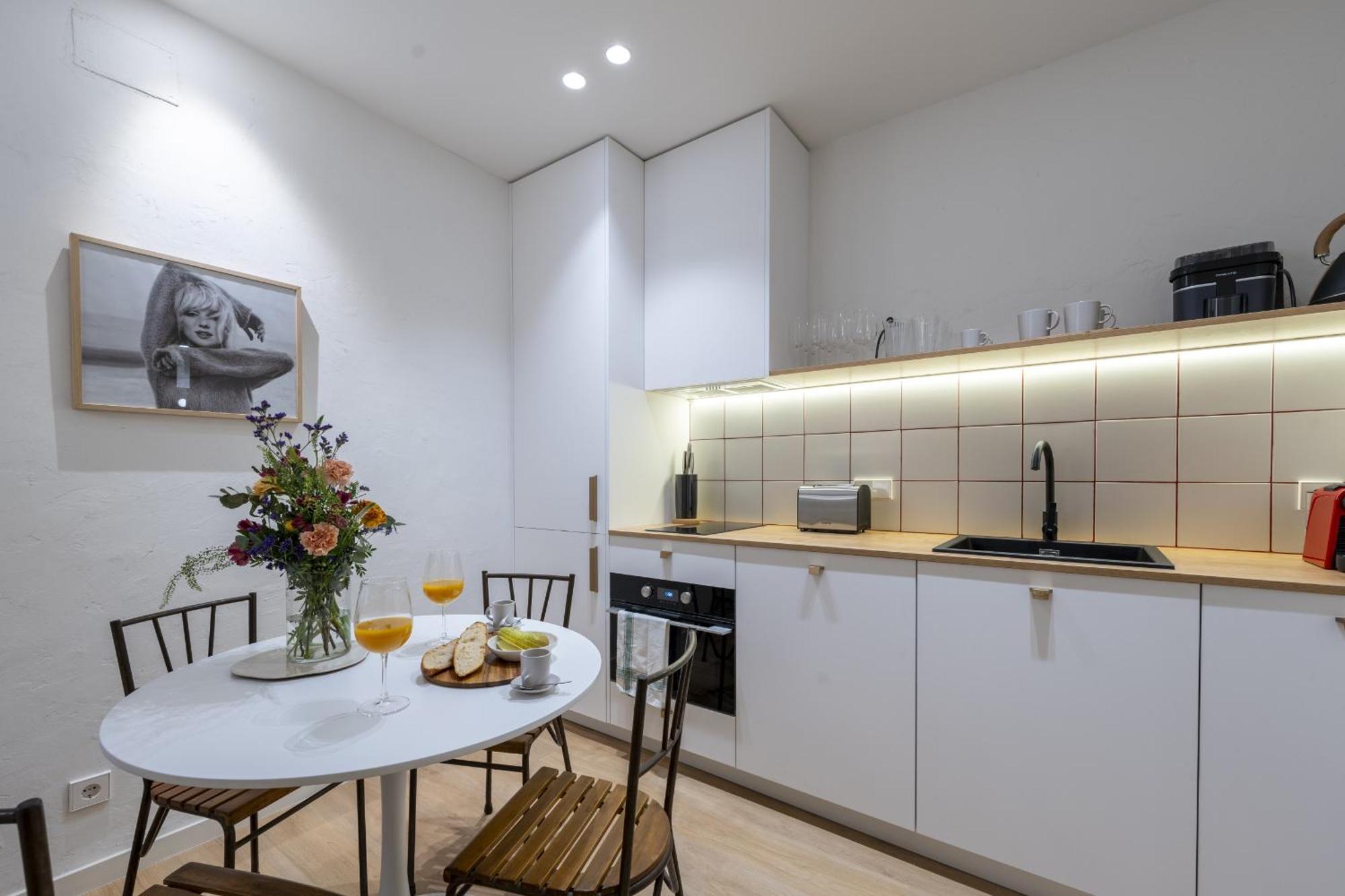 Apartment Reina Sofia Iii Madrid