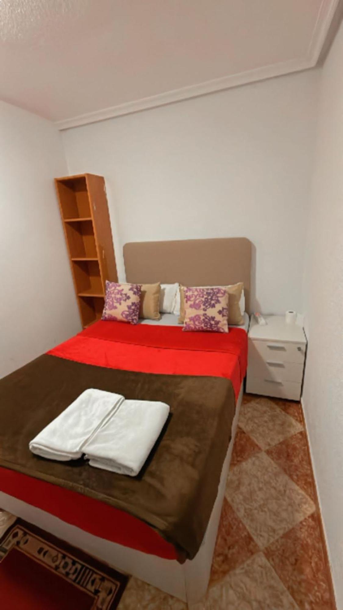 Ego Swift Andevalos Guest house Madrid