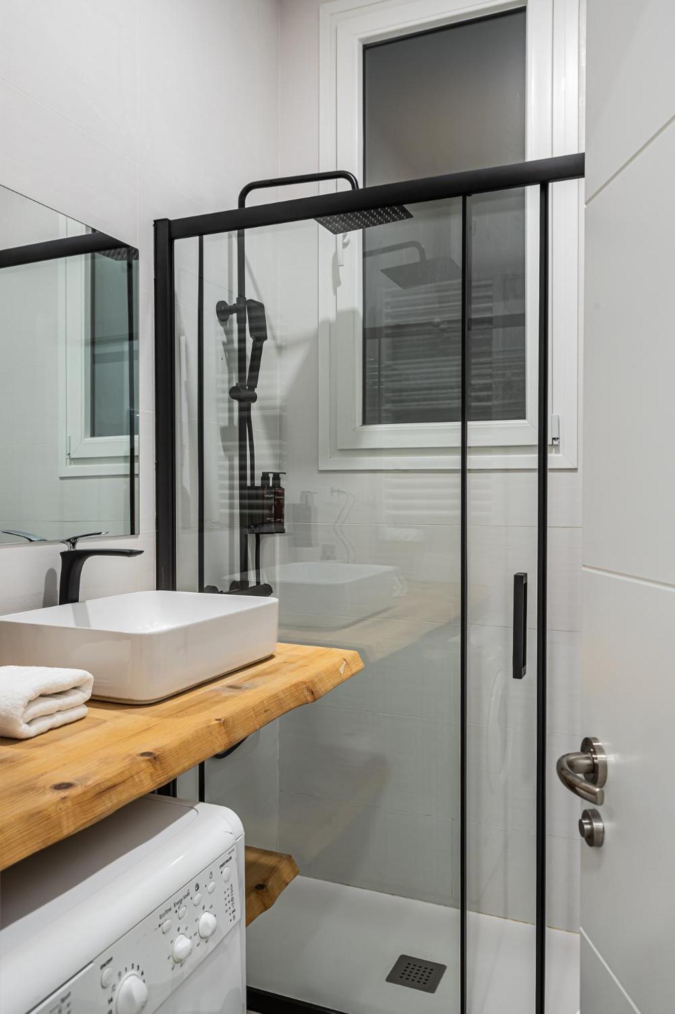 Apartment Waou Essence Ii Lavapies - Alquiler Corta Duracion Madrid