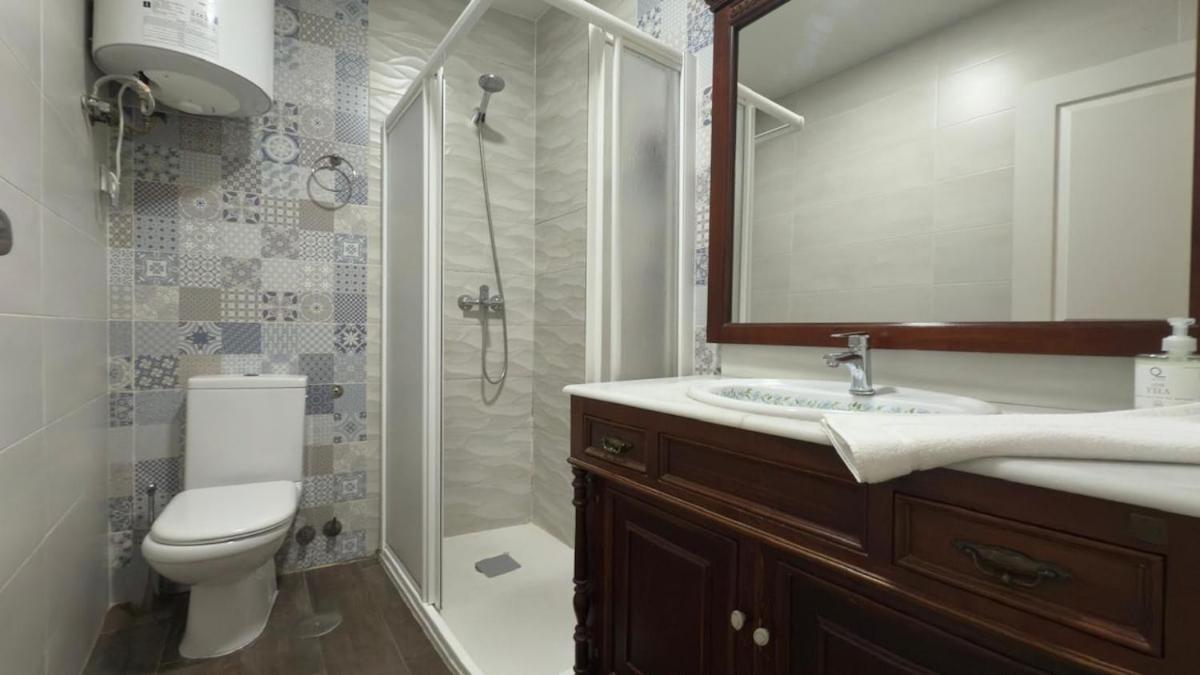 Centrally Located In 2i Apartment Madrid