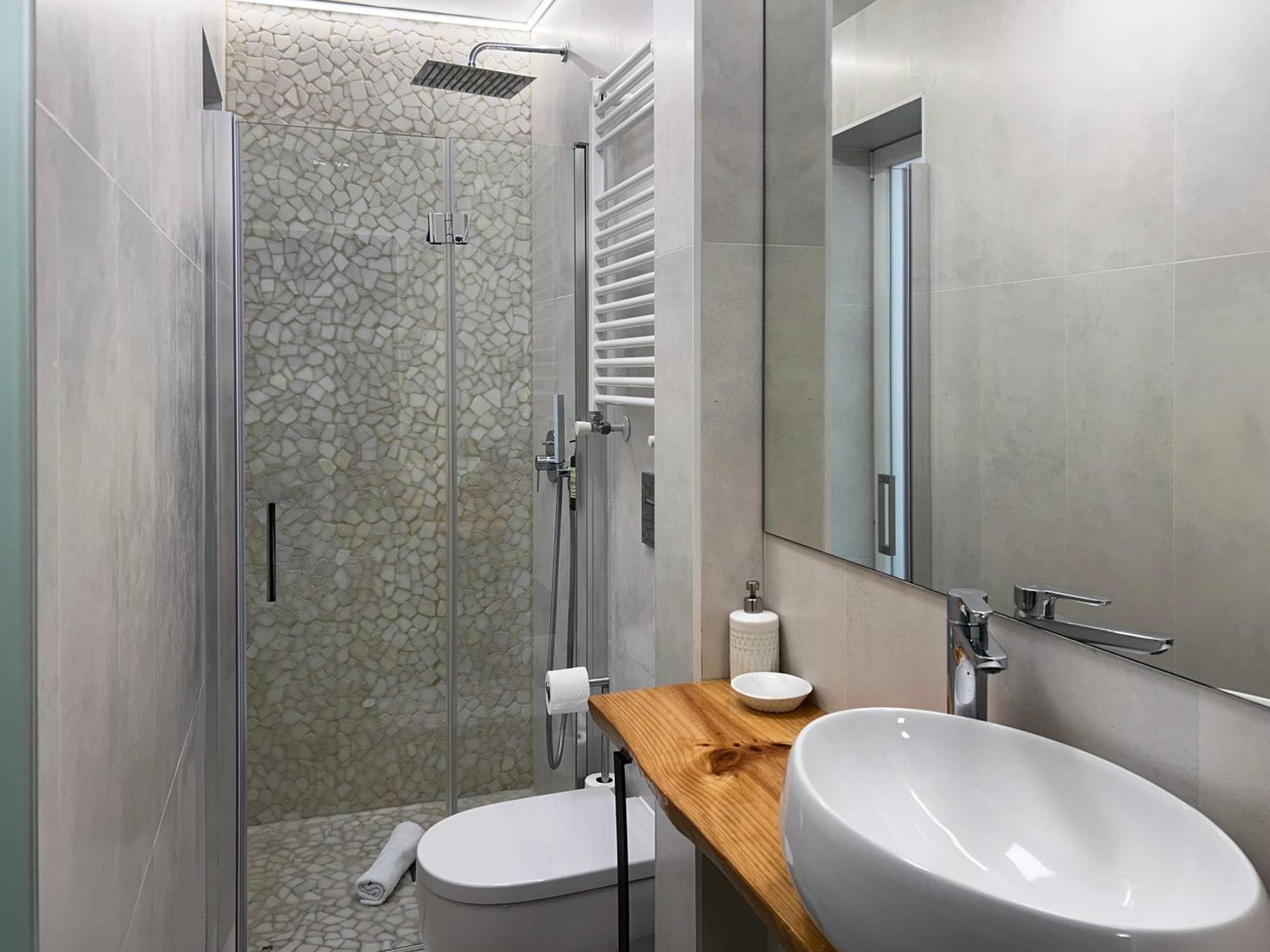 Charming Plaza Espana Centro Apartment