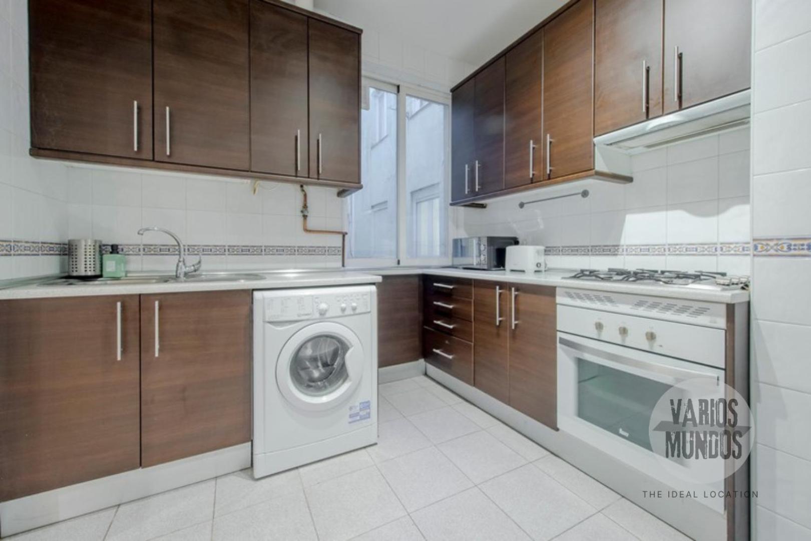 Apartamento Vive Experiencia 7, En Santa Ana 6 Madri