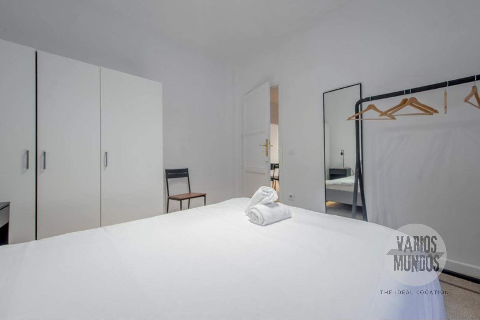 Apartamento Vive Experiencia 7, En Santa Ana 6 Madri
