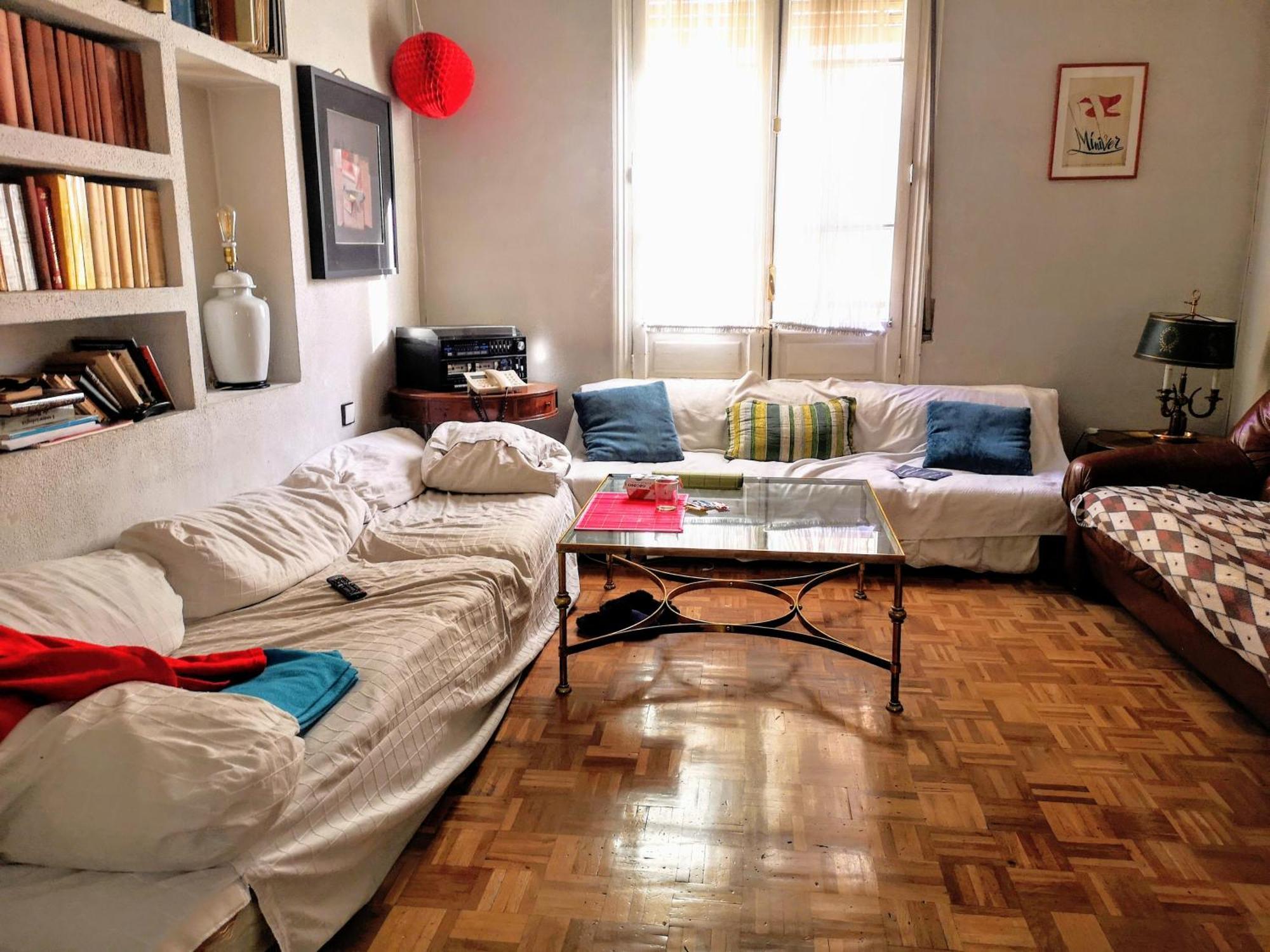 Individual Con Ventana A Patio Bed & Breakfast *