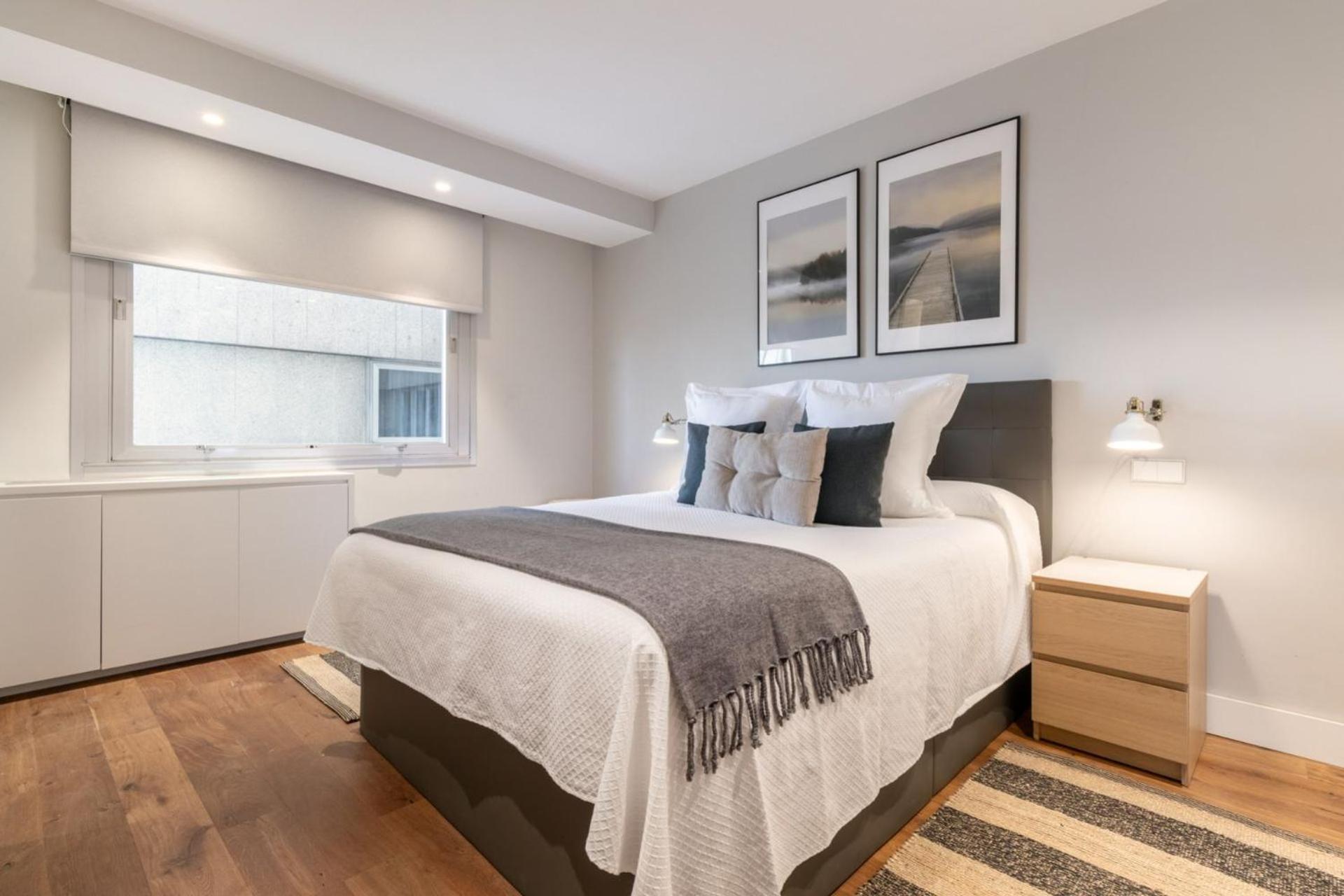 Apartment Modern With Stunning Views Of Plaza Colon Madrid