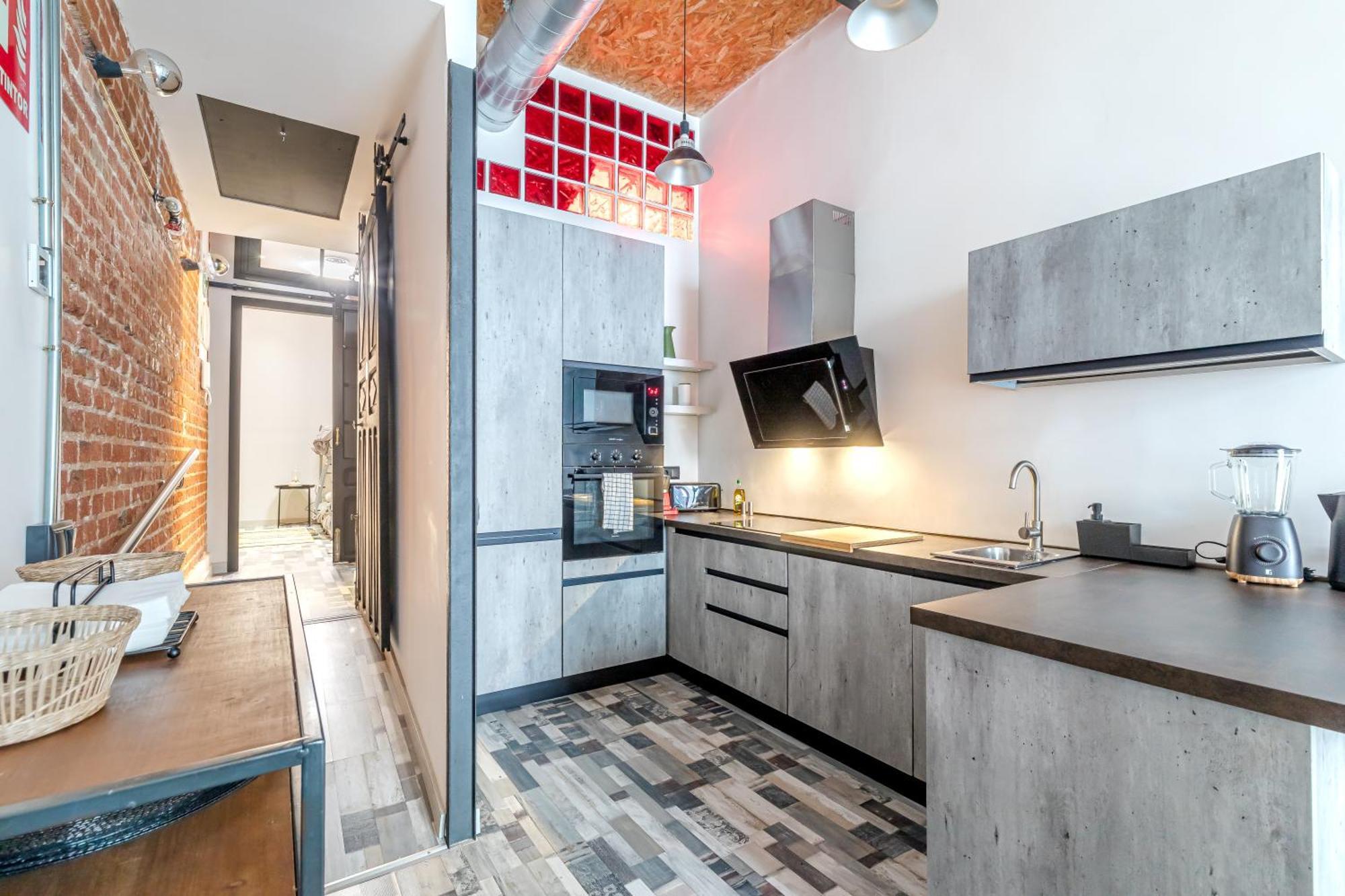 Apartment Location, Style & Comfort *