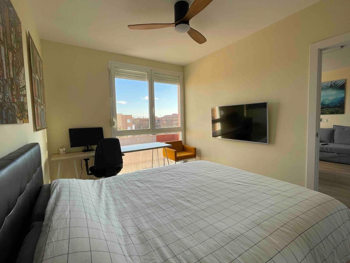 Down Town In Metro In 5 Station Straigh Wifi Ac Apartment *