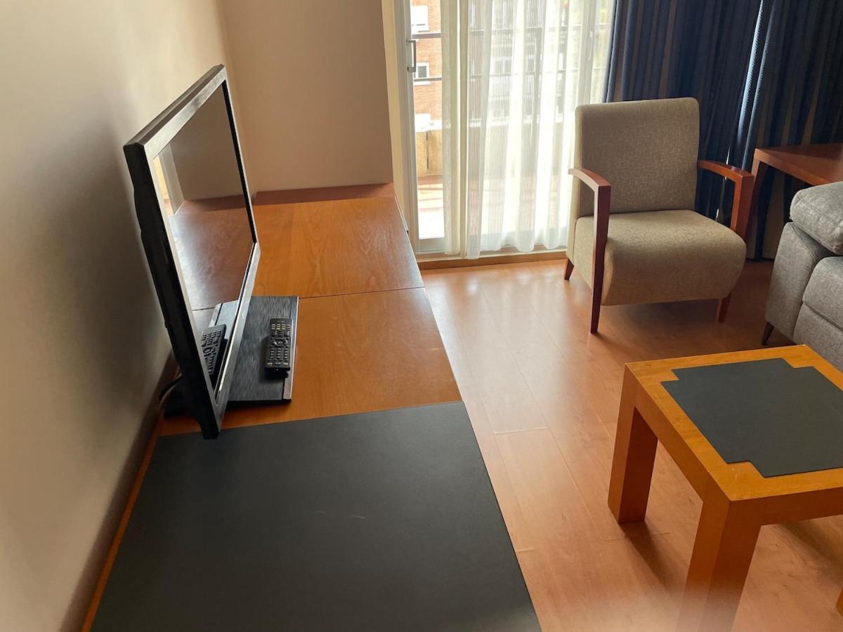Chamartin St Calle Mauricio Legendre Apartment