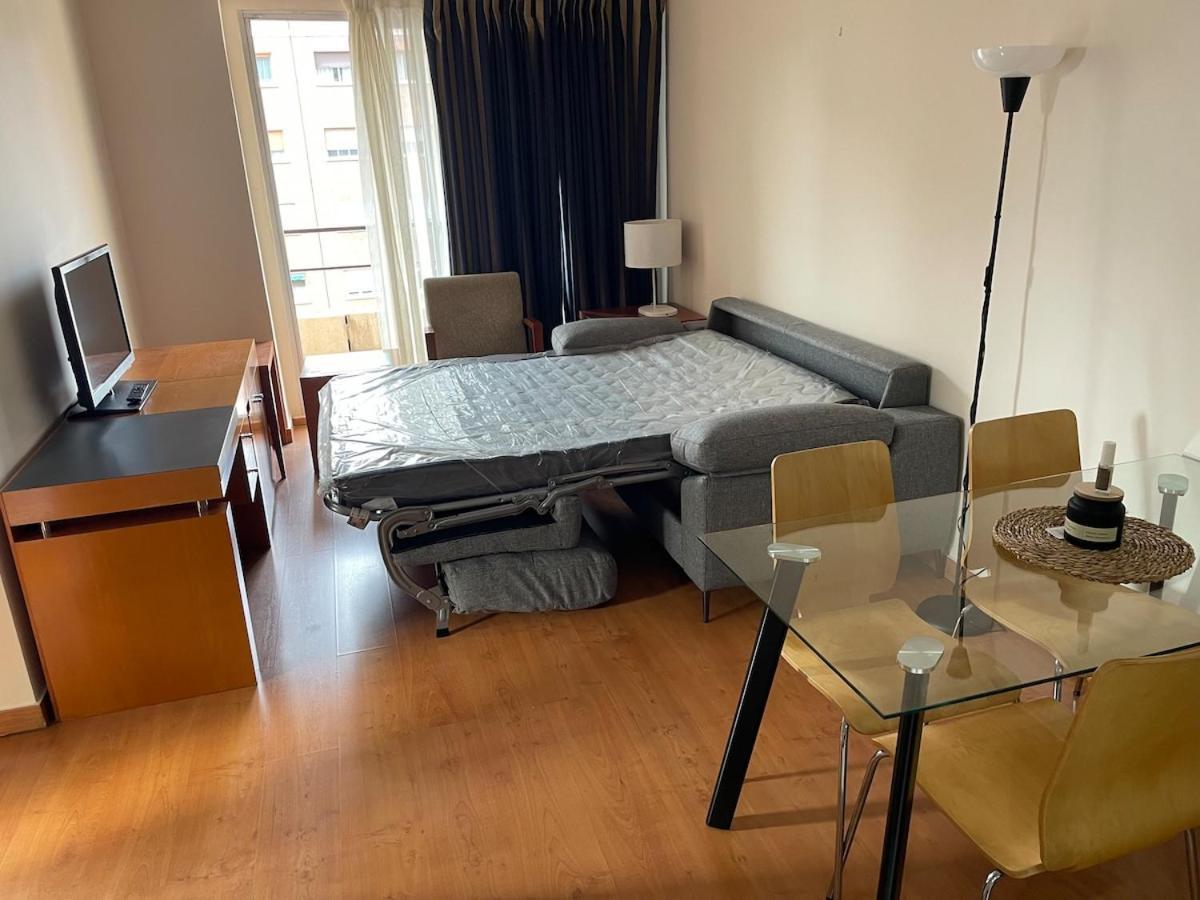 Chamartin St Calle Mauricio Legendre Apartment *