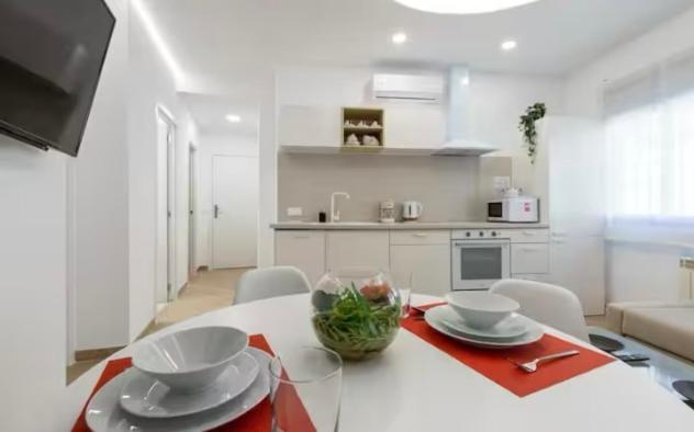 Apartment Artbel En Embajadores *