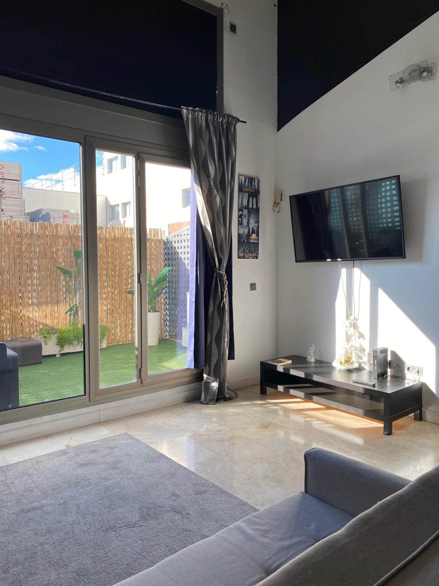 Refugio Madrileno Con Terraza Privada Madrid