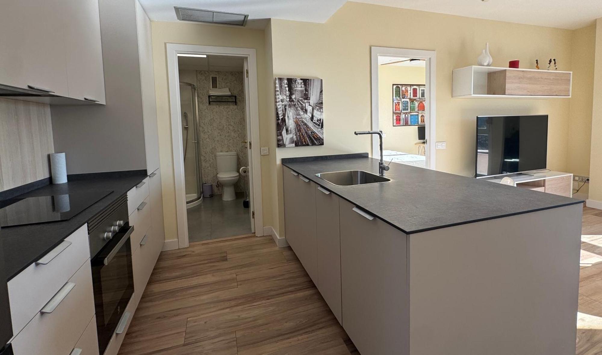 Down Town In Metro In 5 Station Straigh Wifi Ac Apartment