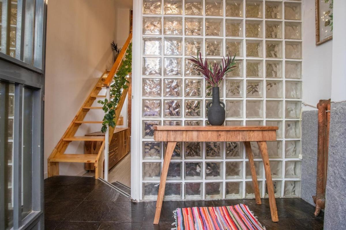 Apartment Acogedor Loft Duplex En Malasana *