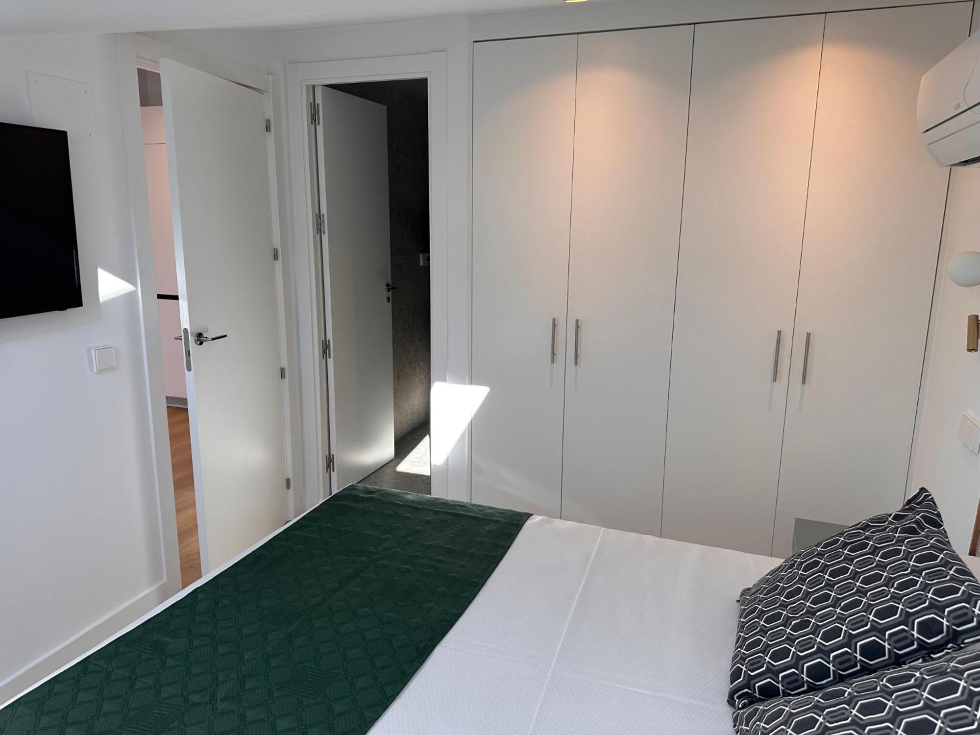 Lofts Puerta Del Sol Apartment *
