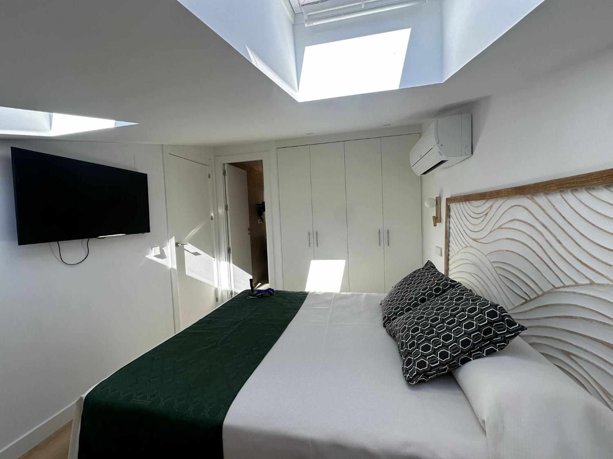 Lofts Puerta Del Sol *