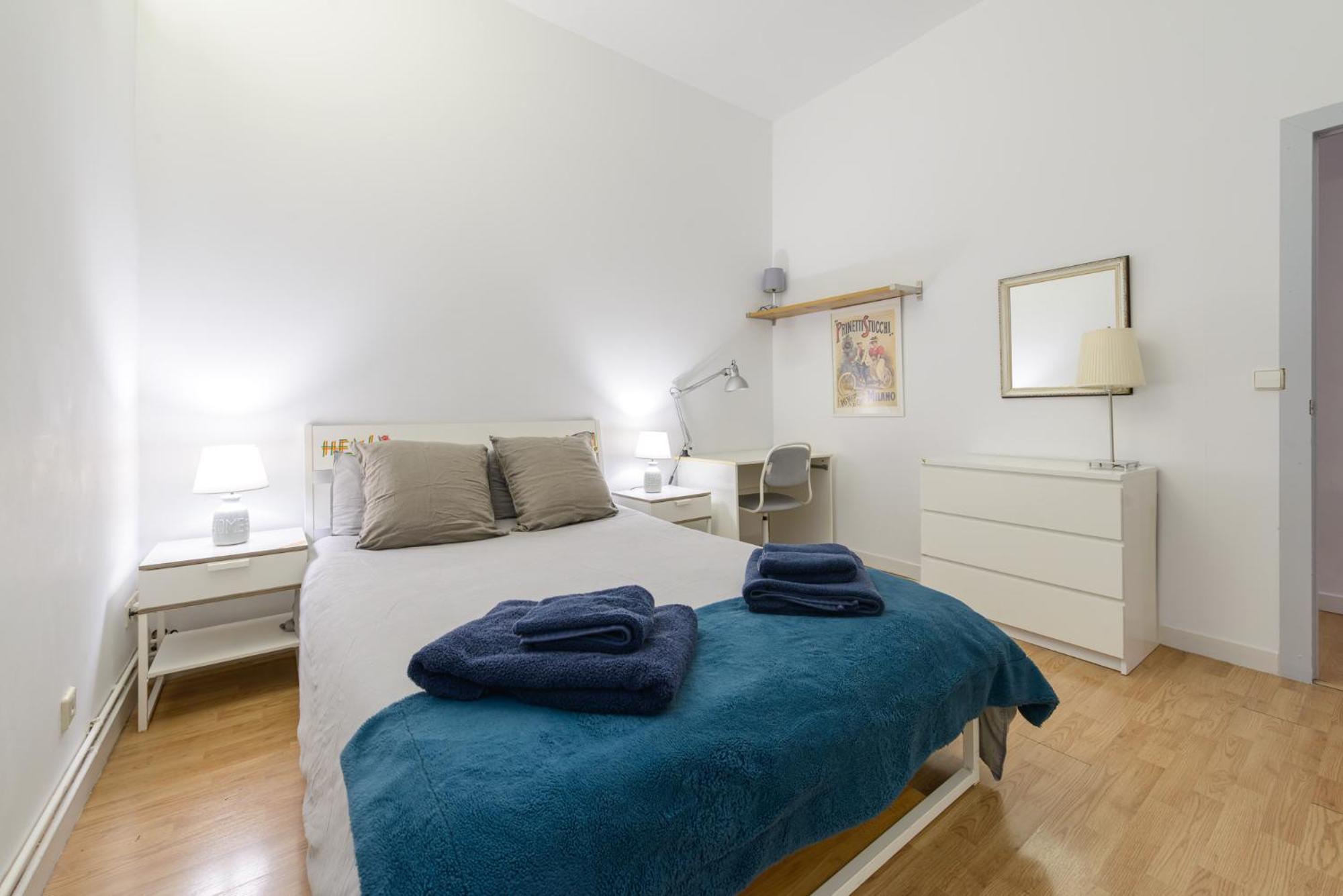 Apartment Gran Via-sol Spacious 3 Bedrooms & 2 Wcs *