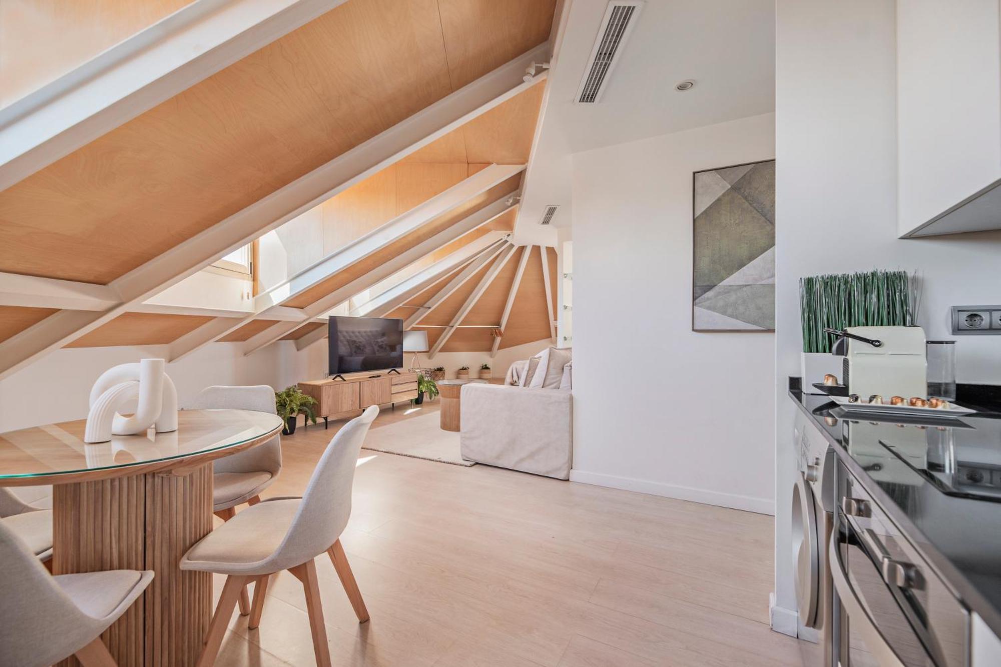 Luxury In Barrio Palacio Apartamento Madrid