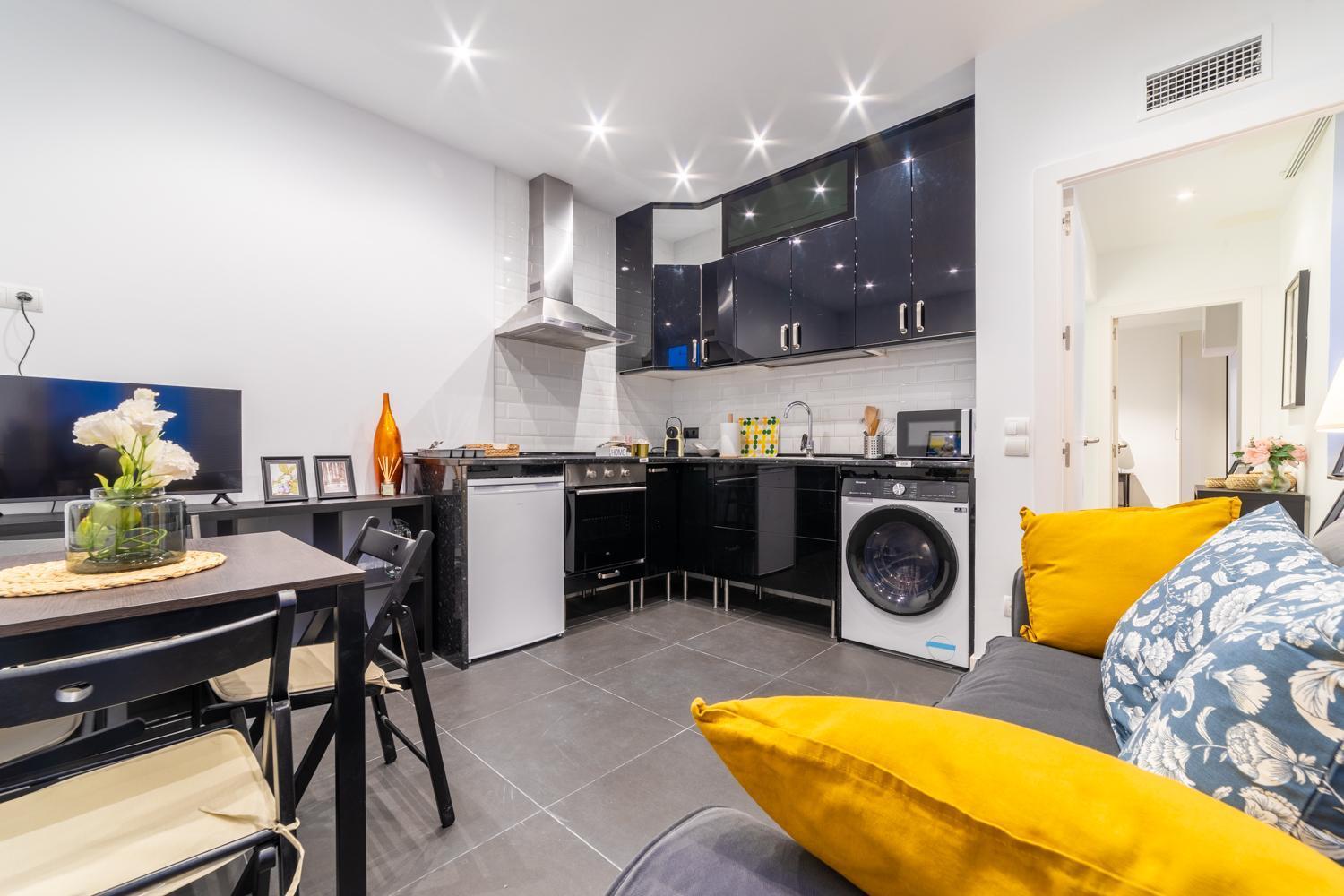 Charming Modern In Barrio De Letras * Madrid