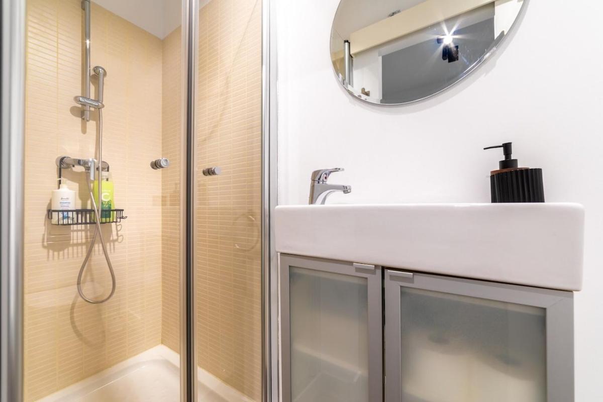 Apartment Charming Modern In Barrio De Letras *